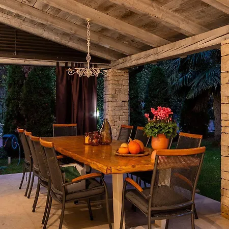 Hundefreundlliche Mit Privatpool, Panorama Meerblick, Outdoor-kueche, Babybett Hébergement de vacances *