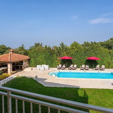Hundefreundlliche Mit Privatpool, Panorama Meerblick, Outdoor-kueche, Babybett Hébergement de vacances Poreč
