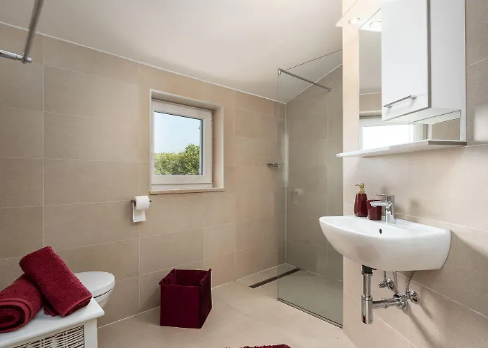 Hébergement de vacances Hundefreundlliche Mit Privatpool, Panorama Meerblick, Outdoor-kueche, Babybett