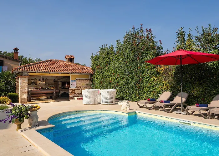 Hébergement de vacances Hundefreundlliche Mit Privatpool, Panorama Meerblick, Outdoor-kueche, Babybett